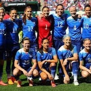 Meet your Posher, Elise